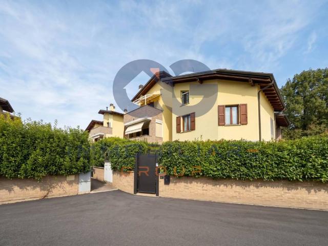 Villa Indipendente in vendita a Unione Alto Ferrarese, Cento