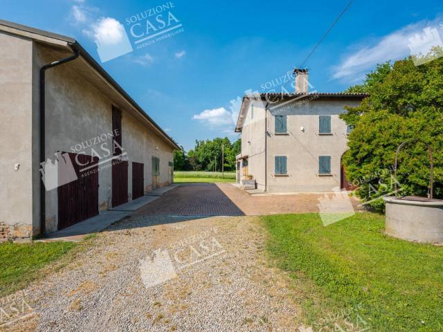 Villa Indipendente in vendita a Unione Alto Ferrarese, Cento
