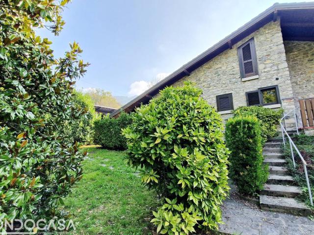Villa Indipendente in vendita a Centro Valle Intelvi, Casasco D'intelvi