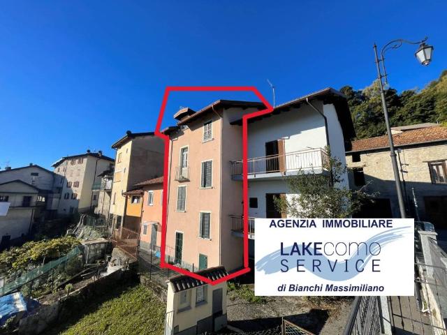 Villa Indipendente in vendita a Casasco d'Intelvi, Como