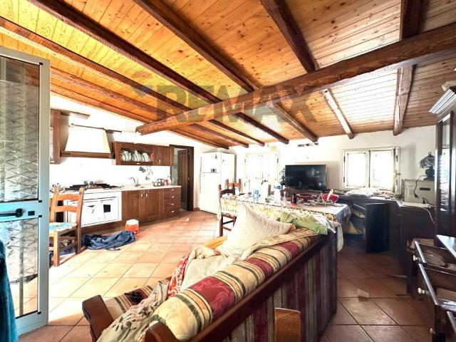Villa Indipendente in vendita a Centuripe, Sicilia
