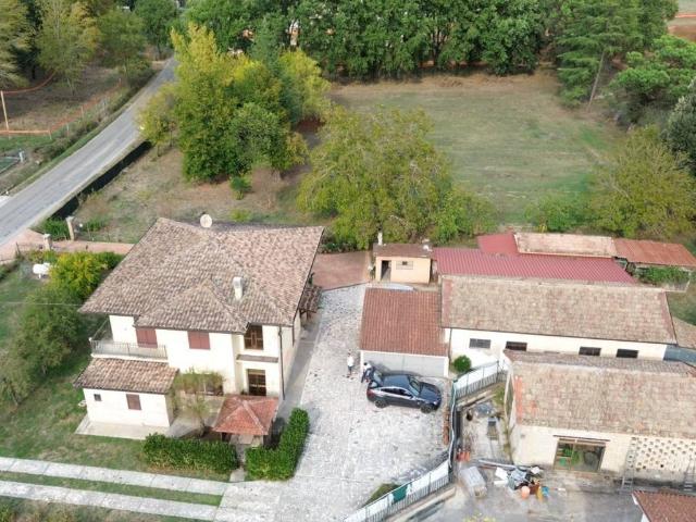 Villa Indipendente in vendita a Ceprano, Frosinone