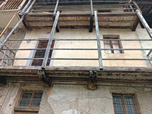 Villa Indipendente in vendita a Cerano, Novara