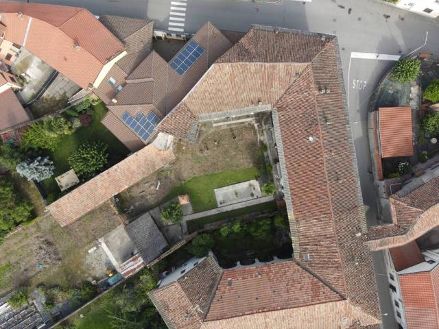 Villa Indipendente in vendita a Cerano, Novara