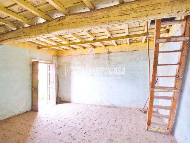Villa Indipendente in vendita a Cerano, Novara