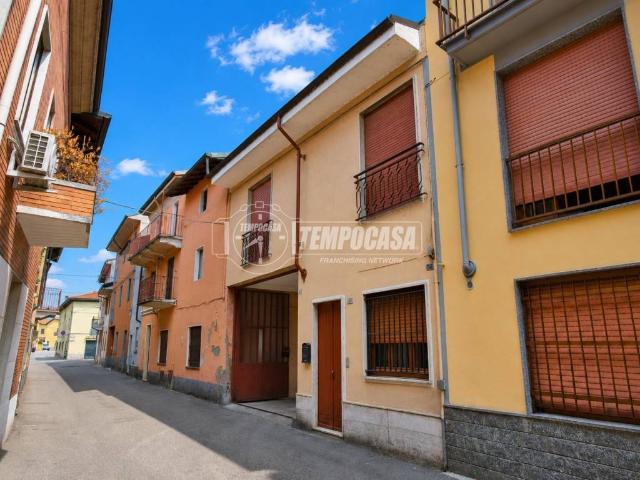 Villa Indipendente in vendita a Cerano, Novara