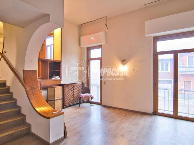 Villa Indipendente in vendita a Piemonte, Novara