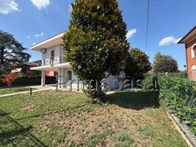 Villa Indipendente in vendita a Cerea, Veneto