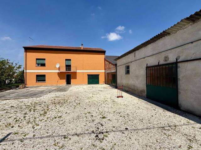 Villa Indipendente in vendita a Cerea, Veneto