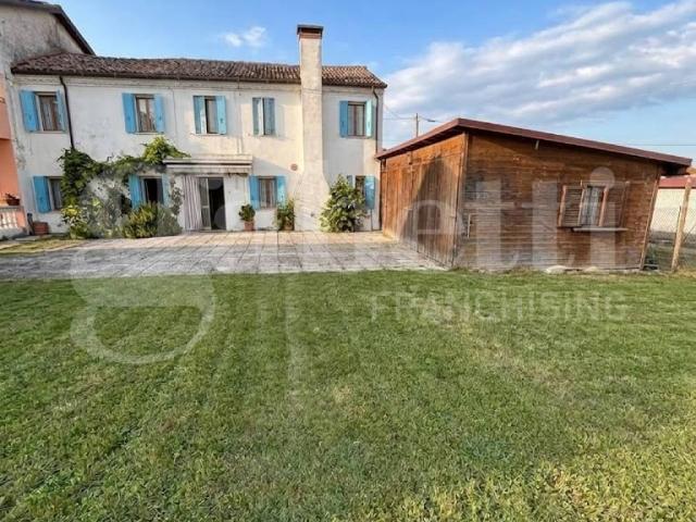 Villa Indipendente in vendita a Pezzoli, Ceregnano