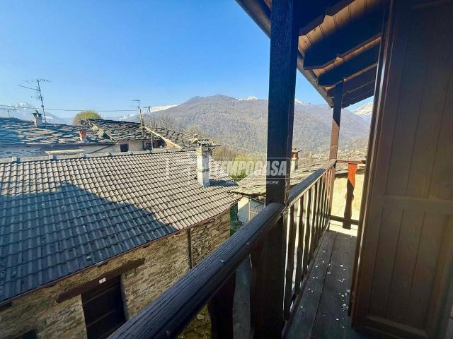 Villa Indipendente in vendita a Unione Montana di Comuni delle Valli di Lanzo, Ceronda e Casternone, Piemonte