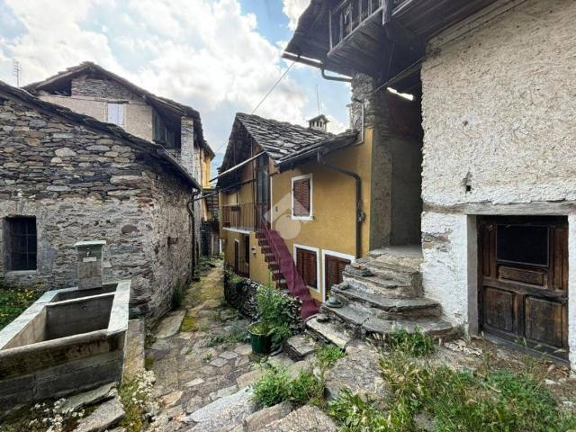 Villa Indipendente in vendita a Unione Montana di Comuni delle Valli di Lanzo, Ceronda e Casternone, Piemonte