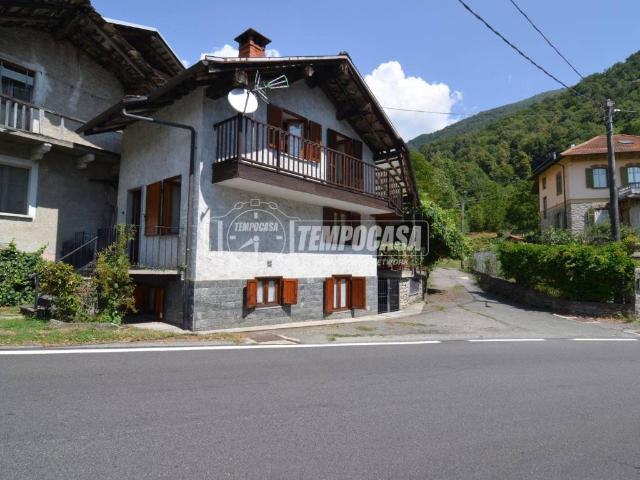 Villa Indipendente in vendita a Unione Montana di Comuni delle Valli di Lanzo, Ceronda e Casternone, Piemonte