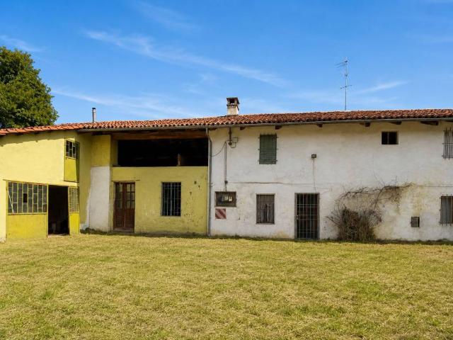 Villa Indipendente in vendita a Piemonte, Cuneo