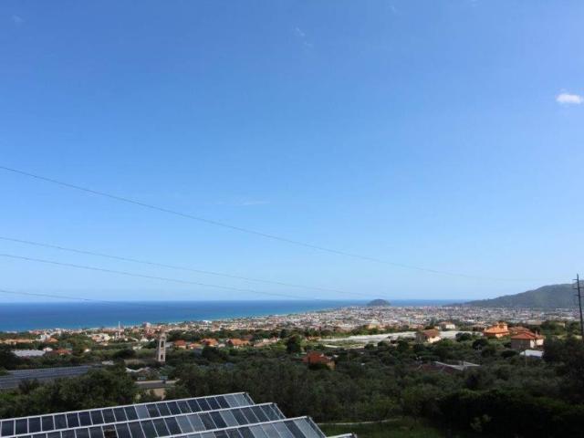 Villa Indipendente in vendita a Ceriale, Liguria