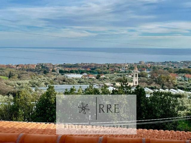 Villa Indipendente in vendita a Ceriale, Liguria