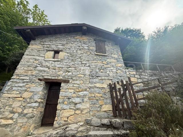 Villa Indipendente in vendita a Rovenna, Cernobbio