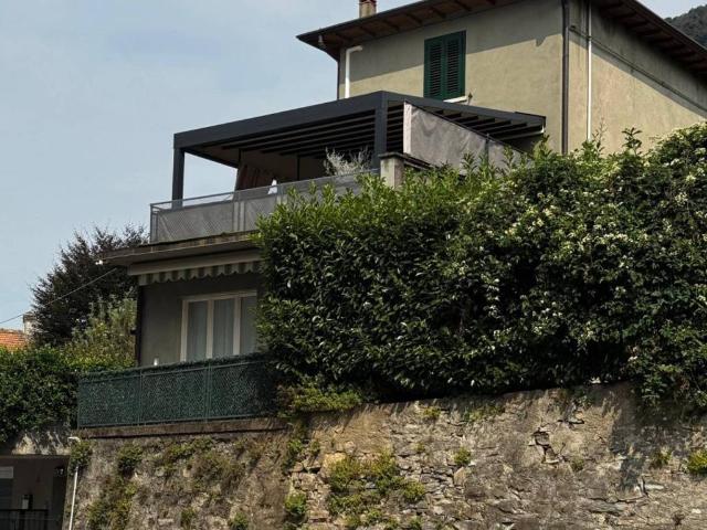 Villa Indipendente in vendita a Piazza Santo Stefano, Cernobbio