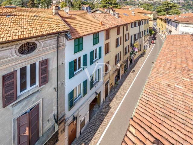 Villa Indipendente in vendita a Olzino, Cernobbio