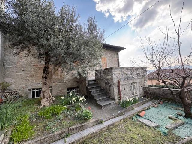 Villa Indipendente in vendita a Rovenna, Cernobbio