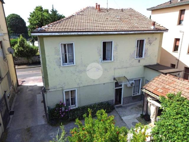 Villa Indipendente in vendita a Cernusco Sul Naviglio, Lombardia