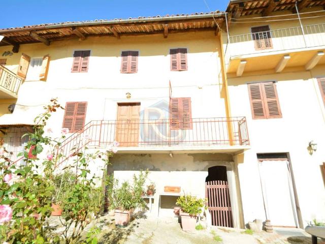 Villa Indipendente in vendita a Piemonte, Asti
