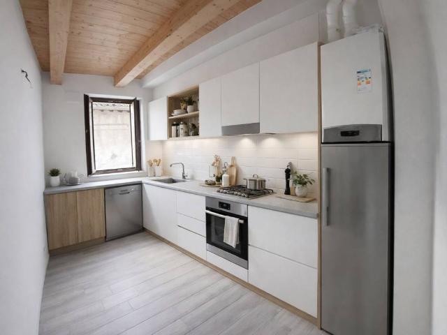 Villa Indipendente in vendita a Marche, Ancona