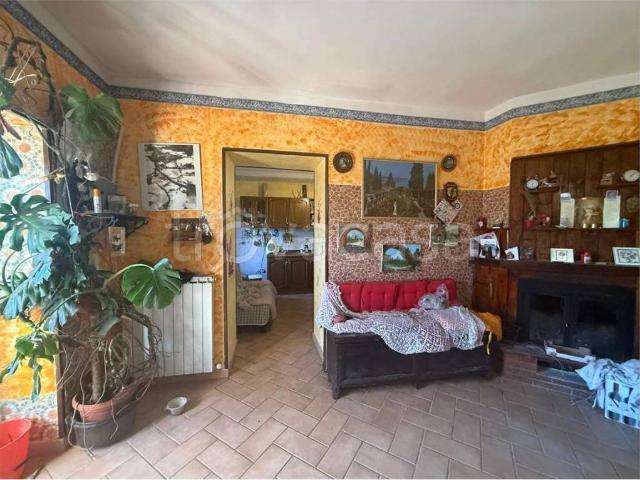 Villa Indipendente in vendita a Cerreto di Spoleto, Perugia