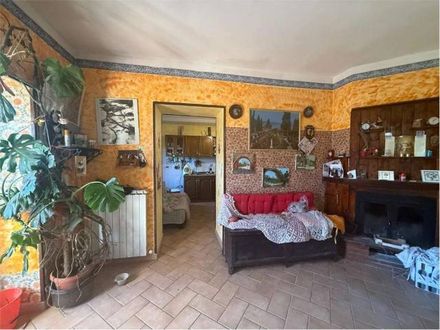 Villa Indipendente in vendita a Vallerio, Cerreto di Spoleto