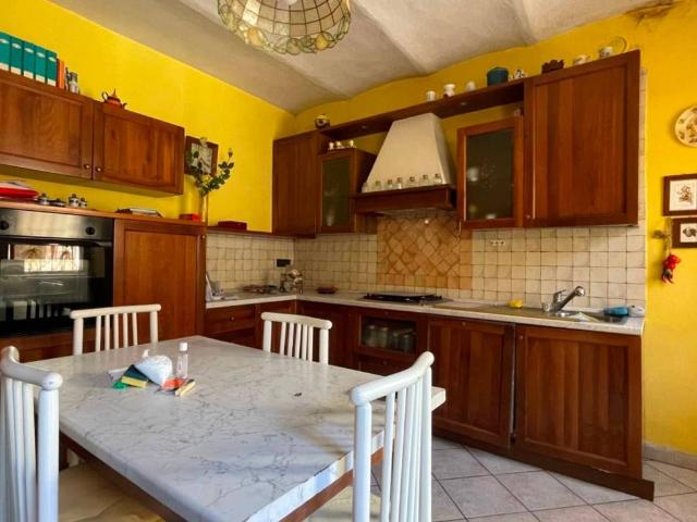 Villa Indipendente in vendita a Piemonte, Alessandria