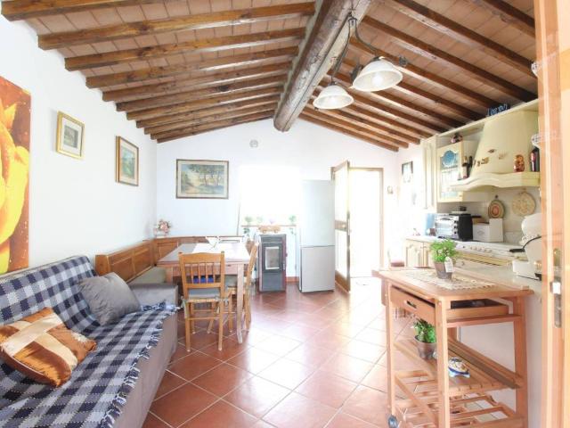 Villa Indipendente in vendita a Unione dei Comuni Circondario dell'Empolese Valdelsa, Cerreto Guidi