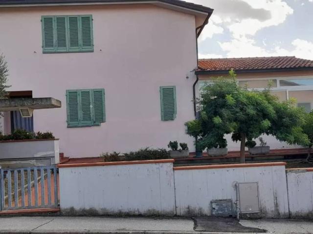 Villa Indipendente in vendita a Unione dei Comuni Circondario dell'Empolese Valdelsa, Cerreto Guidi