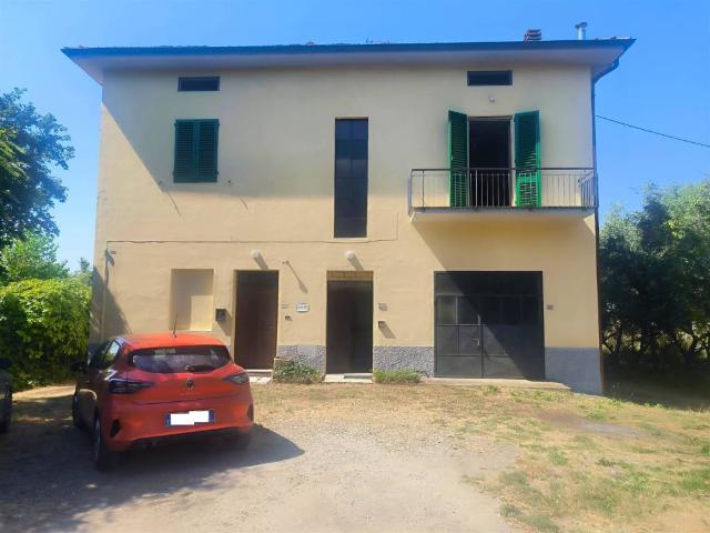 Villa Indipendente in vendita a Unione dei Comuni Circondario dell'Empolese Valdelsa, Lucardo
