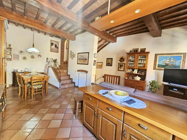 Villa Indipendente in vendita a Unione dei Comuni Circondario dell'Empolese Valdelsa, Lucardo