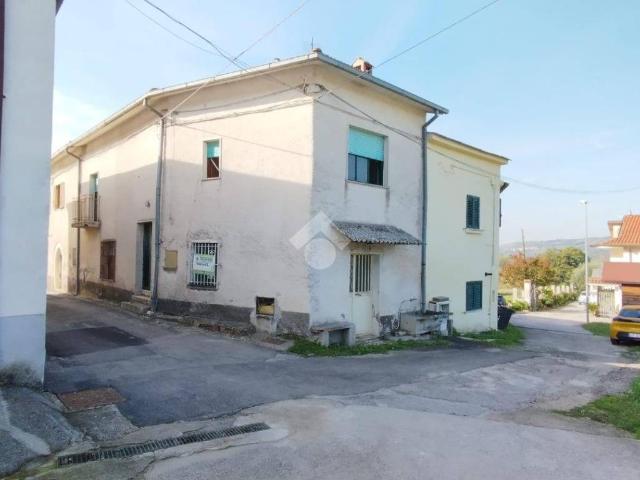 Villa Indipendente in vendita a Cervaro, Lazio