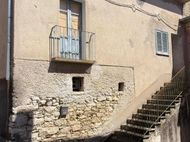 Villa Indipendente in vendita a S. Lucia, Cervaro