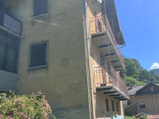Villa Indipendente in vendita a Piemonte, Vercelli