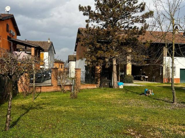 Villa Indipendente in vendita a Cervesina, Lombardia