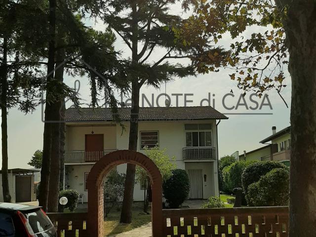 Villa Indipendente in vendita a Cervia, Reggio Emilia