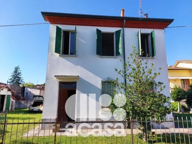 Villa Indipendente in vendita a Castiglione di Cervia, Cervia
