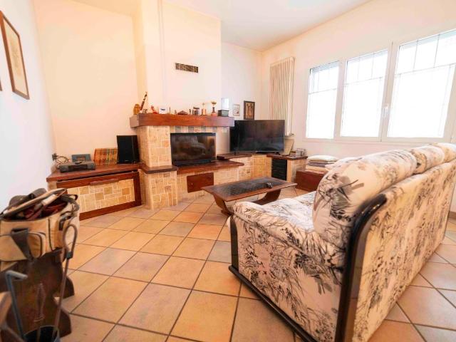 Villa Indipendente in vendita a Cervia, Reggio Emilia