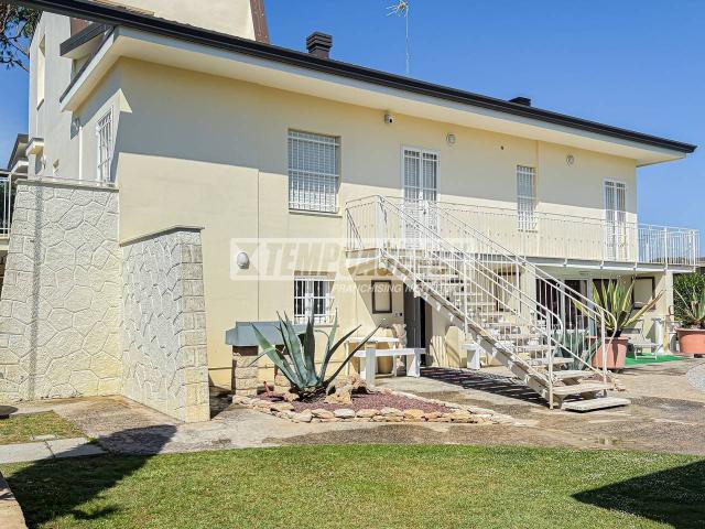 Villa Indipendente in vendita a Cervia, Reggio Emilia