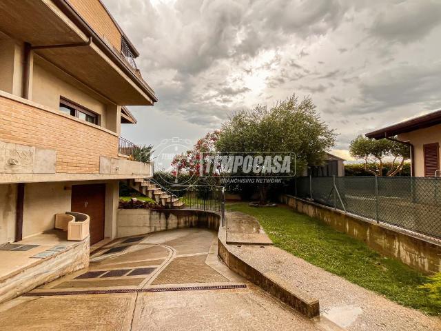 Villa Indipendente in vendita a Cervia, Reggio Emilia