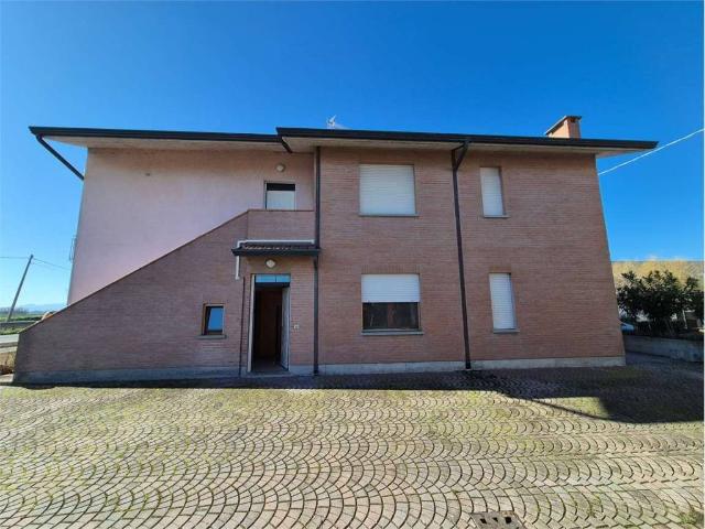 Villa Indipendente in vendita a Cervia, Reggio Emilia