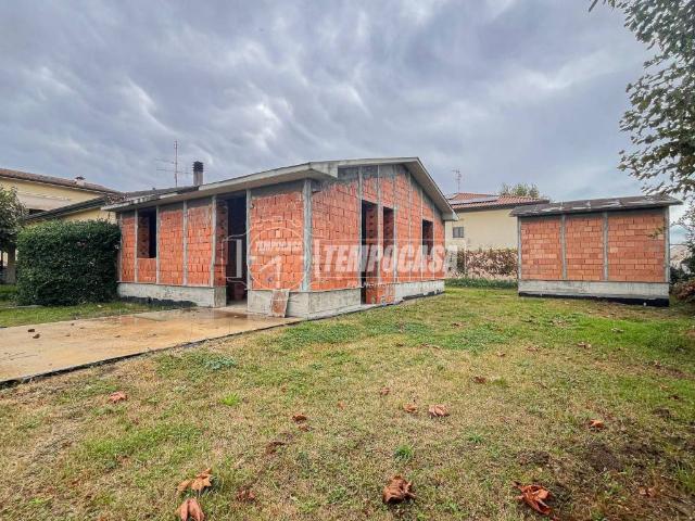 Villa Indipendente in vendita a Cervia, Reggio Emilia