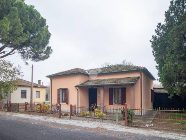Villa Indipendente in vendita a Cervia, Reggio Emilia