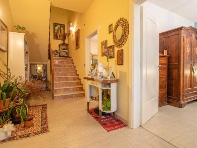 Villa Indipendente in vendita a Cervia, Reggio Emilia