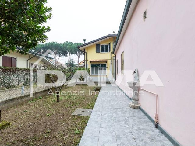 Villa Indipendente in vendita a Milano Marittima, Cervia