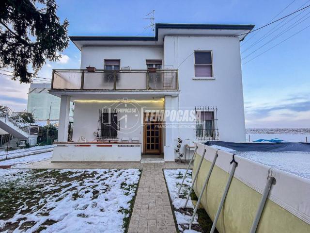 Villa Indipendente in vendita a Castiglione di Cervia, Cervia