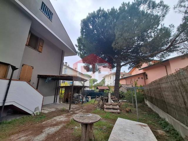 Villa Indipendente in vendita a Milano Marittima, Cervia